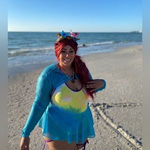 Long sleeve crop top plus size